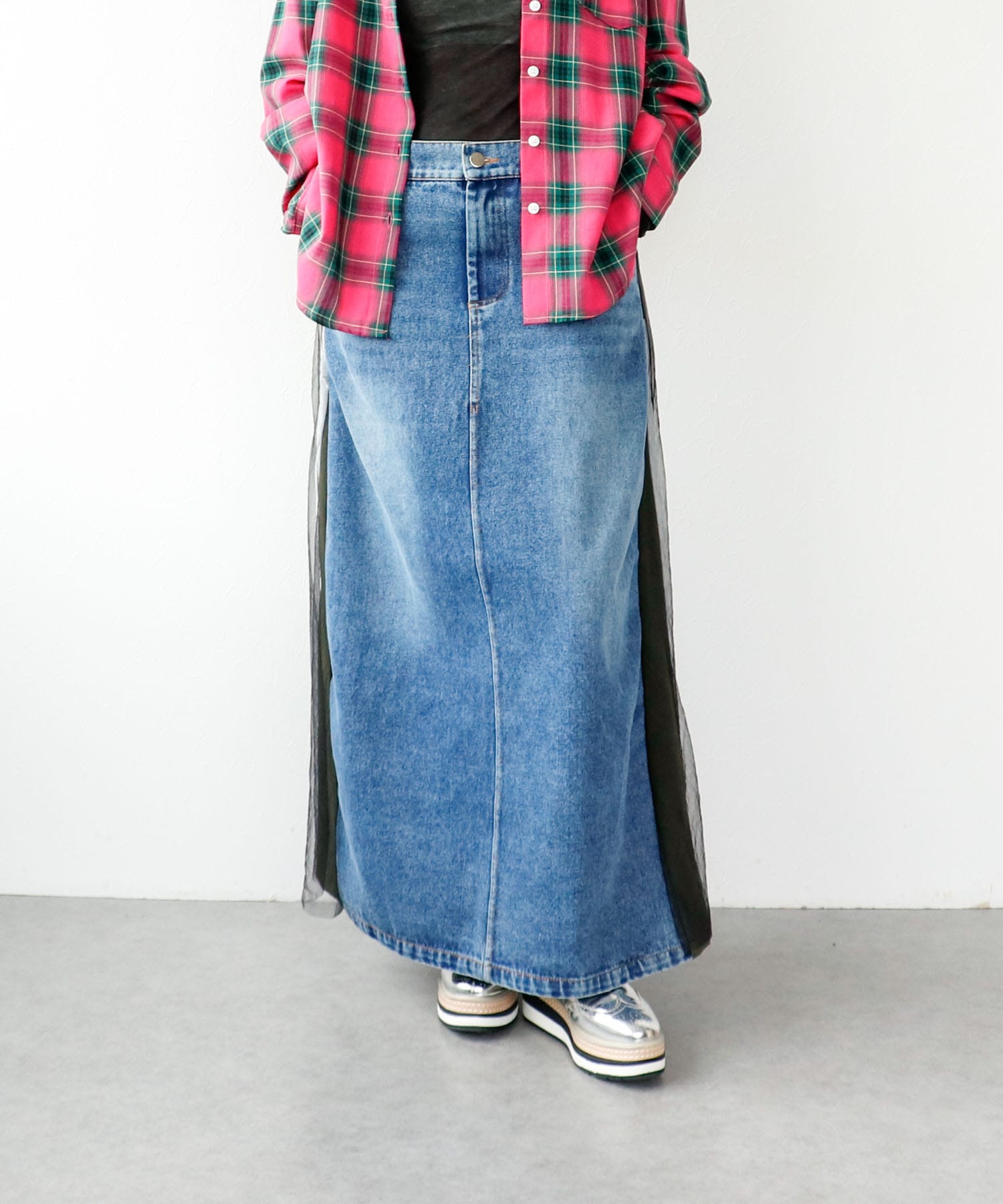 バックチュールデニムスカート